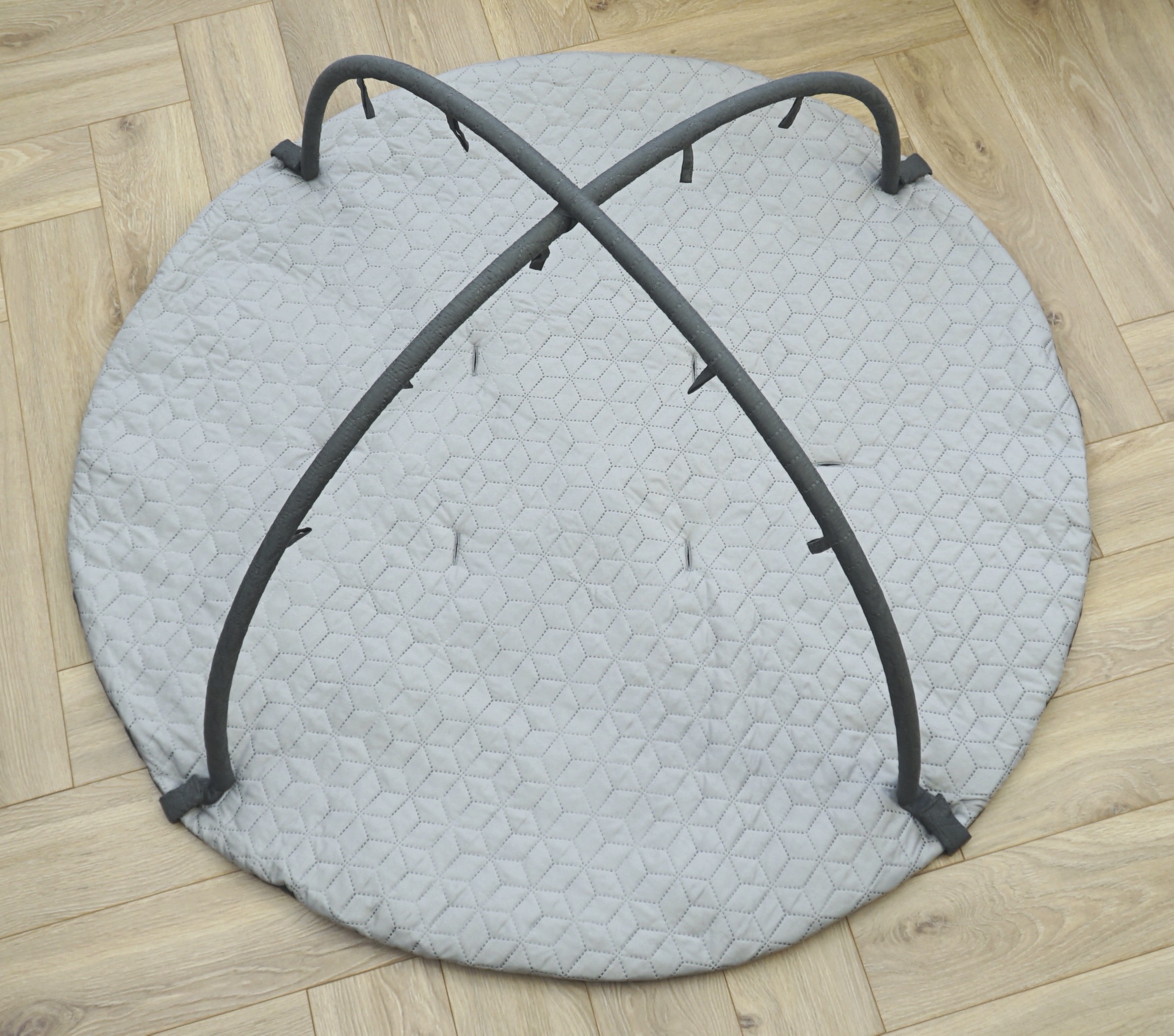 Foldbart Aktivitetsstativ Til Ohanatæppe - Ohana Helmer Mikrofiber